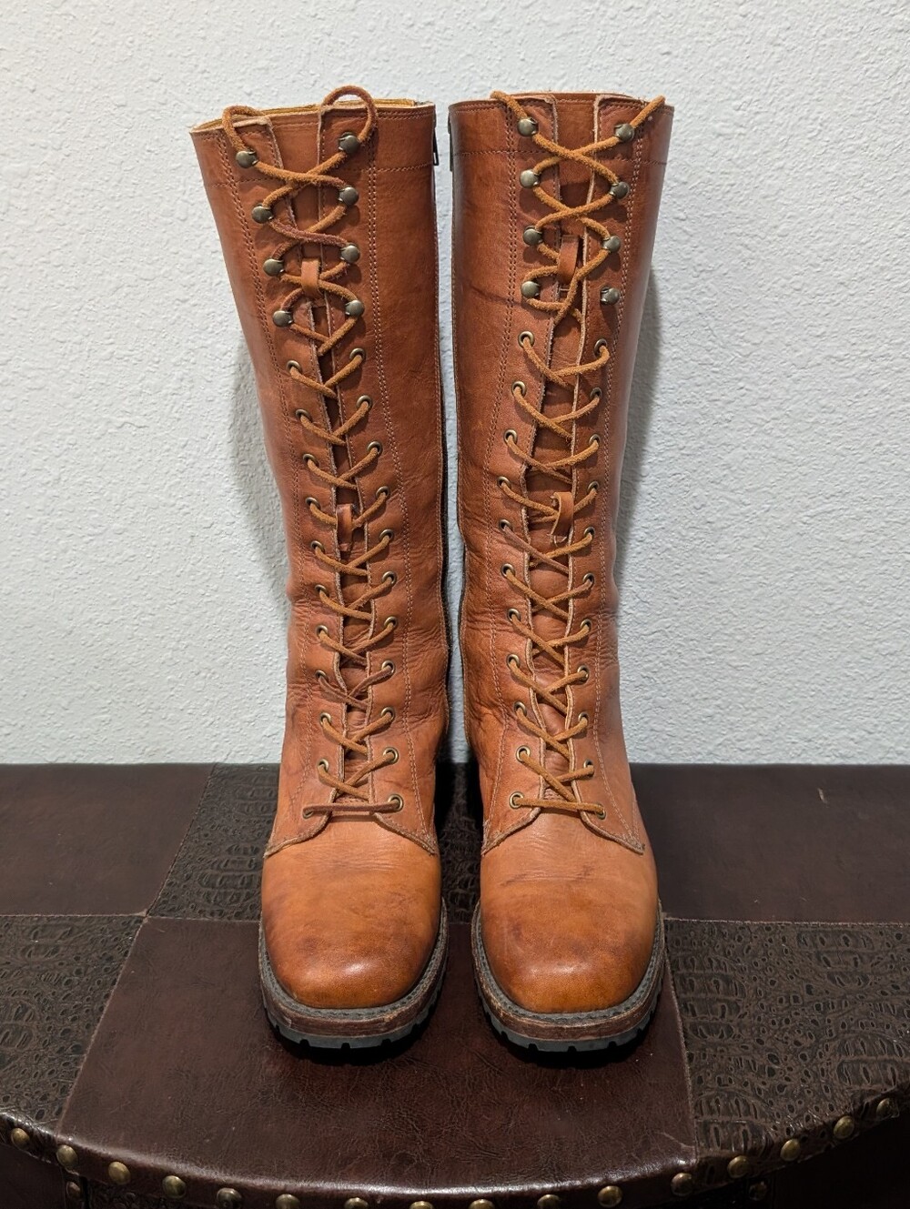 Frye Campus Lug Tall Lace Up Boots – Cognac Leather – Size 9 - Picture 6 of 16
